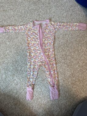 Little Sleepies 3-6 month Pink Rainbow Print Kids One-Piece Footed Pajamas